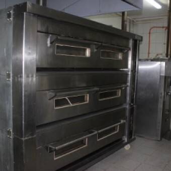 tehuelche noticias: GENDARMER&Iacute;A INVIRTI&Oacute; CERCA DE 12 MILLONES EN MEJORAS A LA PANADER&Iacute;A DEL CCP COYHAIQUE