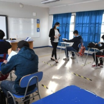 tehuelche noticias: 15% de los colegios que volvieron a clases presenciales tuvieron infectados por covid 19