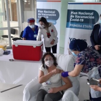 tehuelche noticias: Este lunes arribaron las vacunas de covid-19 a la regi&oacute;n de Ays&eacute;n