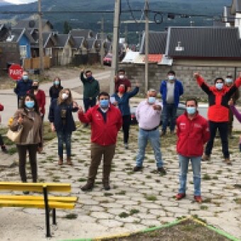 tehuelche noticias: DIRIGENTES, MUNICIPIO Y AUTORIDADES RECORREN PUNTOS CR&Iacute;TICOS PARA LEVANTAR INICIATIVA CONJUNTA A TRAV&Eacute;S DEL PROGRAMA BARRIOS PRIORITARIOS