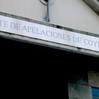 tehuelche noticias: Corte de Coyhaique confirma indemnizaci&oacute;n a familias que recibieron hijos reci&eacute;n nacidos cambiados