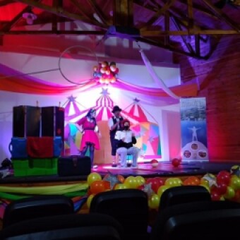 tehuelche noticias: &ldquo;Circo Aike&rdquo; realiz&oacute; funci&oacute;n online en la Casa de la Cultura de Chile Chico