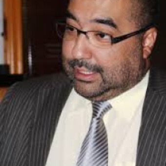 tehuelche noticias: Alcalde (S) Waldemar Sanhueza instruy&oacute; recontratar a ex administrador municipal