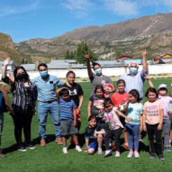 tehuelche noticias: Claudia &ldquo;Chile Chico&rdquo; Soto realiza taller Municipal de futbol para ni&ntilde;as de su localidad
