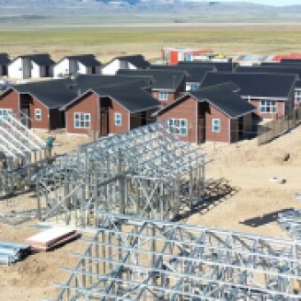tehuelche noticias: Seremi de Vivienda expuso a Intendenta plan de trabajo y proyecciones del sector para el 2021