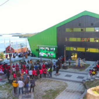 tehuelche noticias: Consejeros subrayan rol de la comunidad  en inauguraci&oacute;n de Gimnasio de Islas Huichas