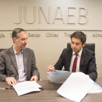 tehuelche noticias: Diputado Calisto pide a Junaeb mayor flexibilidad en la postulaci&oacute;n a las becas para j&oacute;venes que no han podido terminar el a&ntilde;o 2020