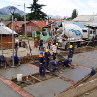 tehuelche noticias: Seremi de Vivienda: &ldquo;Sin los Trabajadores de la Construcci&oacute;n la Reactivaci&oacute;n no es posible&rdquo;