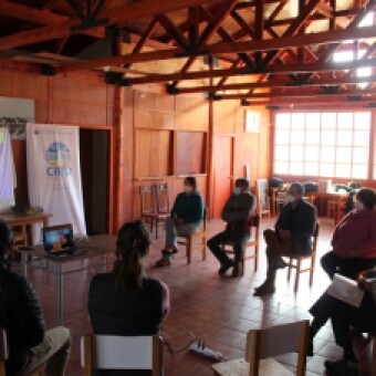 tehuelche noticias: Con la presencia del Ministro de Ciencia proyecto de seguimiento del cambio clim&aacute;tico en la cuenca del r&iacute;o Baker del CIEP fue socializado en la comunidad de R&iacute;o Tranquilo