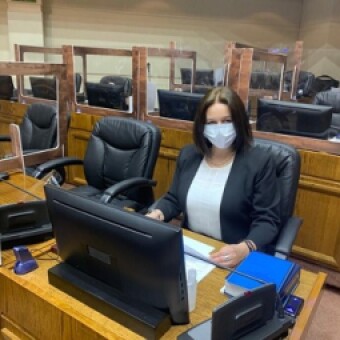 tehuelche noticias: SENADORA &Oacute;RDENES: COVID 19: &ldquo;EL GOBIERNO DEBE AMPLIAR COBERTURA Y ENTREGAR AYUDAS A TODOS QUIENES LO NECESITAN&rdquo;