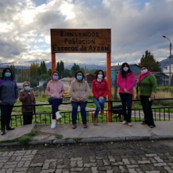 tehuelche noticias: Junta de Vecinos Poblaci&oacute;n Esteros de Ays&eacute;n recuper&oacute; plazoleta y gestion&oacute; instalaci&oacute;n de eco puntos