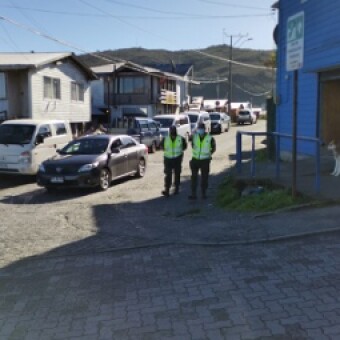 tehuelche noticias: Carabineros detuvo a 5 personas por fiesta clandestina en Melinka