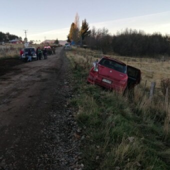 tehuelche noticias: Carabineros de Coyhaique detuvo a tres personas por robo con violencia en sector Valle Simpson