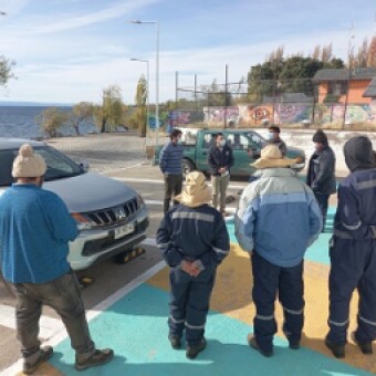 tehuelche noticias: Municipalidad de Chile Chico contin&uacute;a mejorando la costanera del Lago
