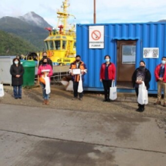 tehuelche noticias: Ministerio del Trabajo y Previsi&oacute;n Social de Ays&eacute;n entrega reconocimiento de antig&uuml;edad sindical