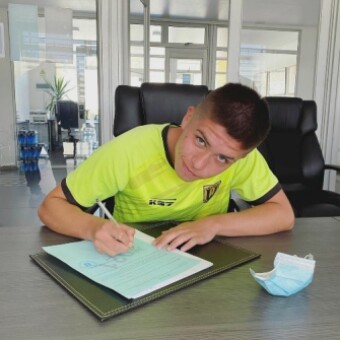 tehuelche noticias: Felipe Orellana, futbolista de Universidad de Concepci&oacute;n:  &ldquo;No hay que rendirse, ya que en alg&uacute;n momento las oportunidades llegan&rdquo;
