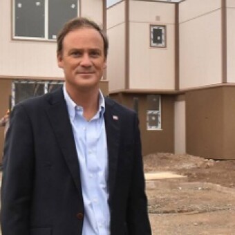 tehuelche noticias: Ministro Felipe Ward anuncia que subsidio de Clase Media podr&aacute; ser utilizado en todo el pa&iacute;s